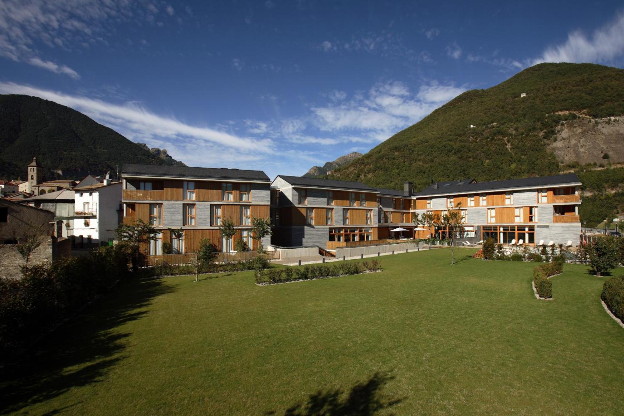 Tierra De Biescas Hotel Exterior foto
